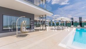 Luksuzna vila s pogledom na more 400 m2, Istra