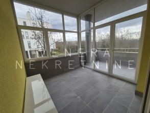 3 soban stan Jelenovac, 75 m2 + garaža (iznajmljivanje)