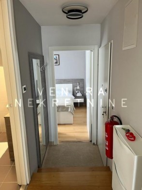 Petrčane (Sunnyside resort) - drugi red od mora, odlična investicija