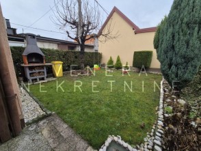 Kuća Trešnjevka, 60 m2 + 111 m2 okućnice