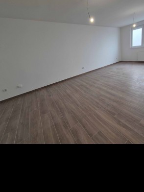 3 soban stan 84 m2 sa GM novogradnja (Dankovečka Ulica)