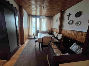 2 soban stan Travno 70 m2 (moguća prenamjena u 3 soban), B. Magovca